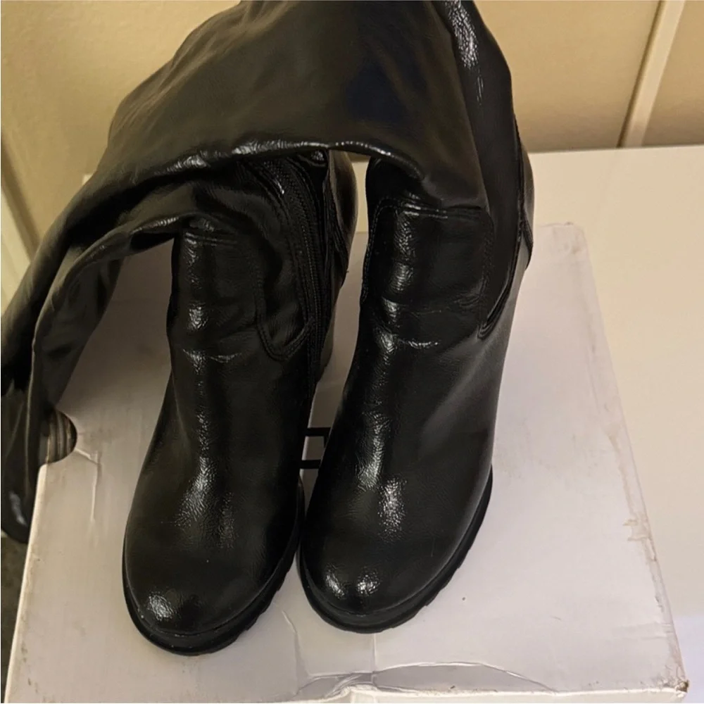 Aldo Black Heeled Boots for Women - Picture 5 of 6